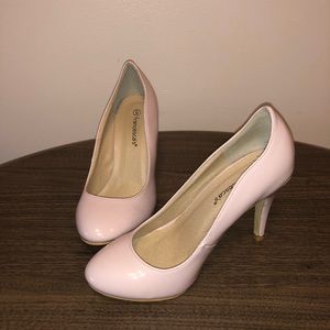 Blush pink Francesca’s heels